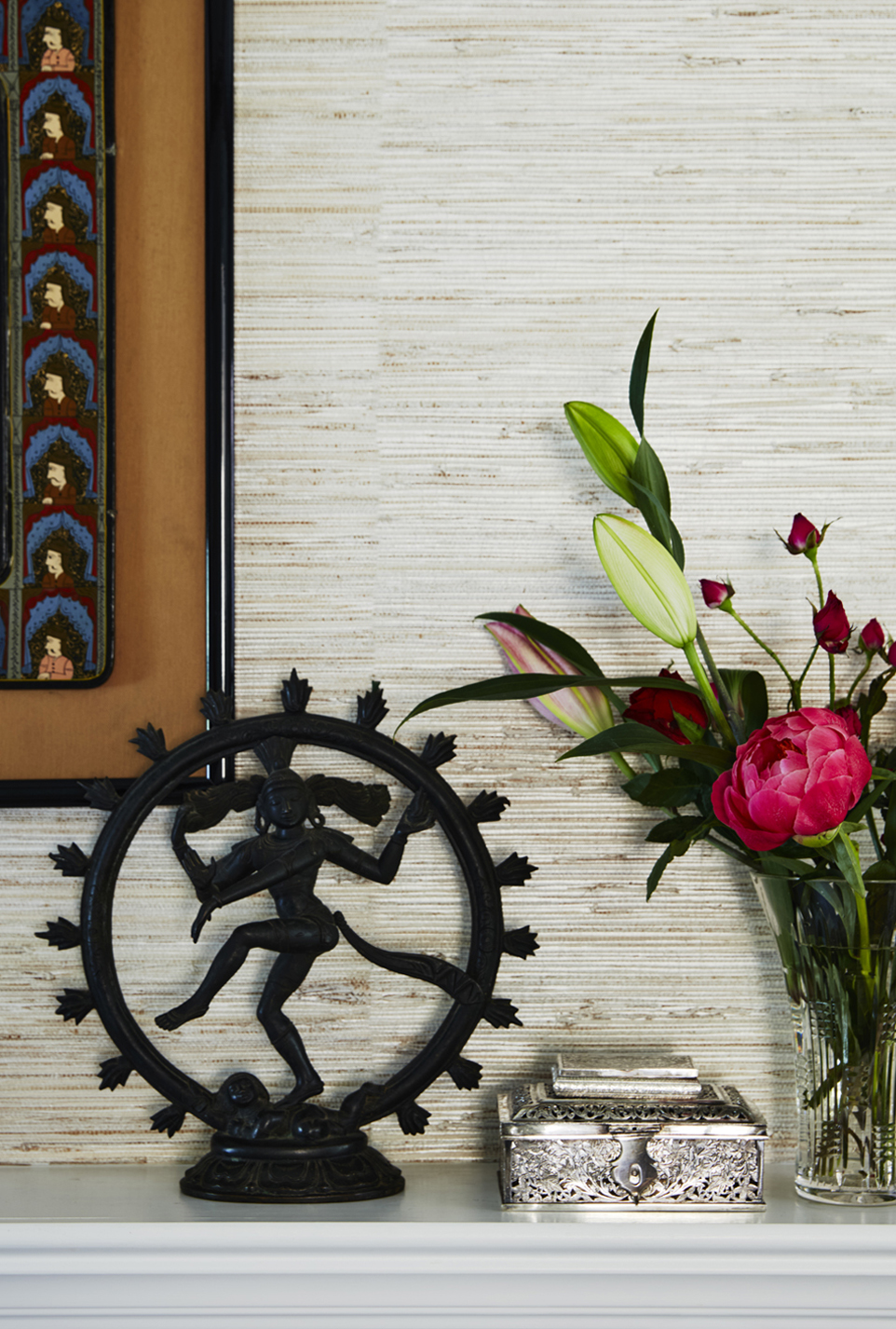 cottage-on-hill-livingroom