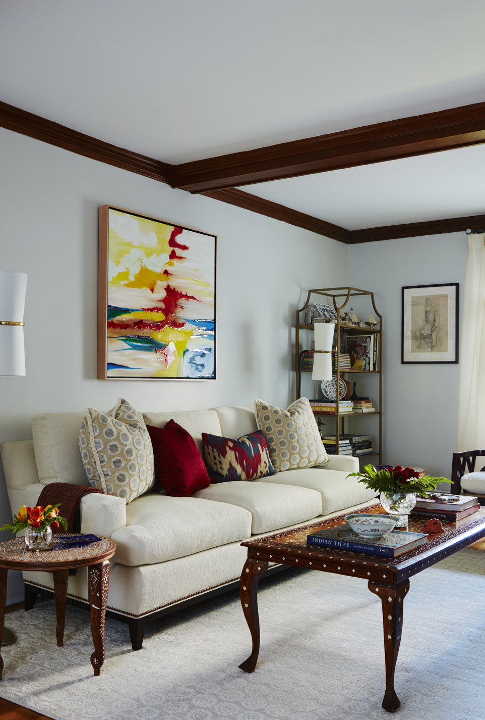 cottage-on-the-hill-livingroom